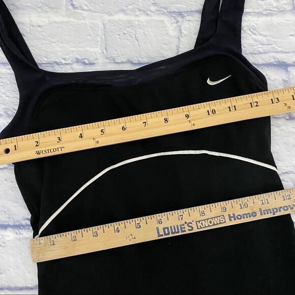 Nike Dri Fit Smash Black Tennis Tank Top With Built In Bra & Mesh Trim Small EUC - Picture 10 of 13